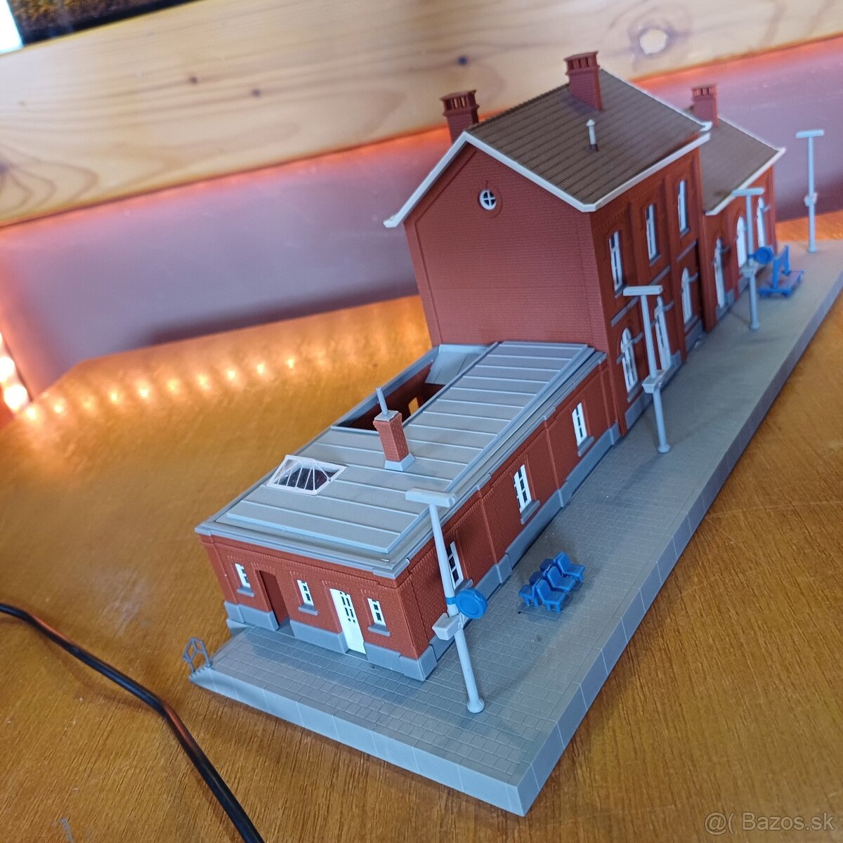 modelova zeleznica Stanica HO - 2