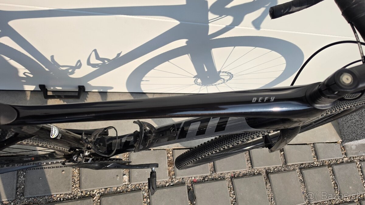 Giant Defy Advanced 2 2021 - 2