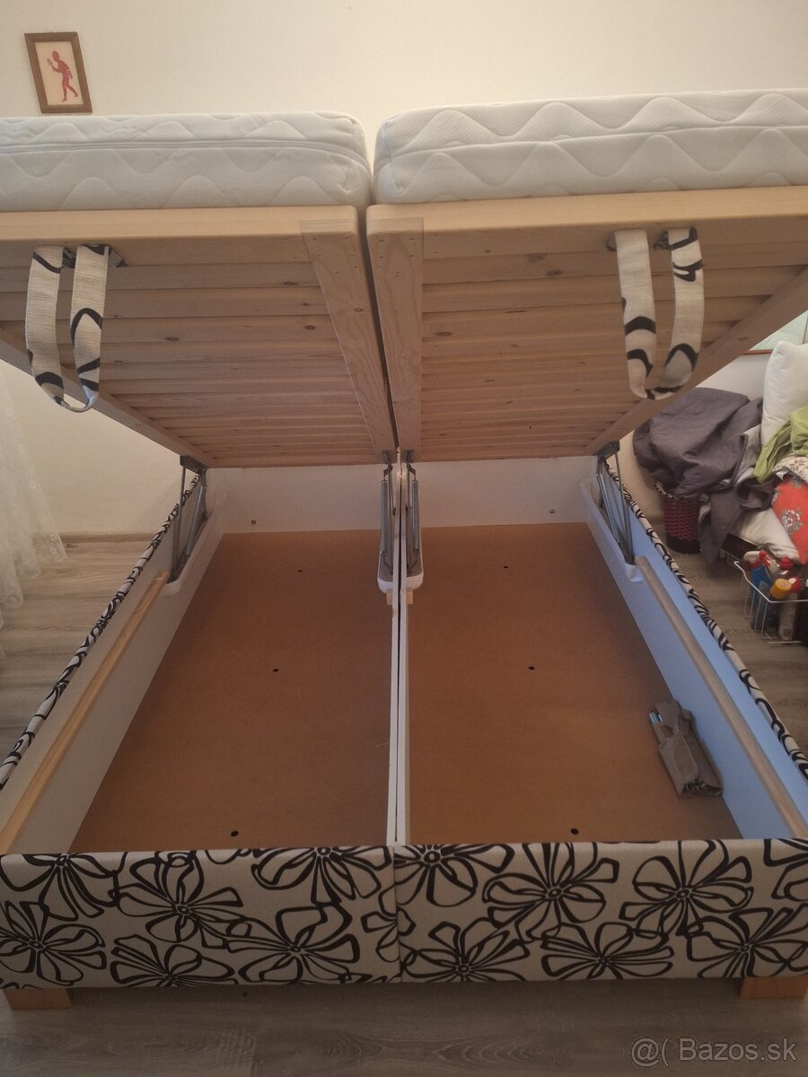 Manželska posteĺ - 2