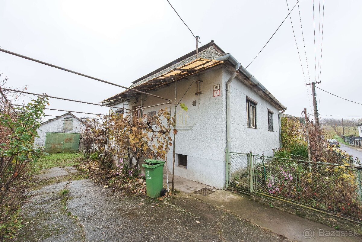 Na predaj rodinný dom v obci Vojka - 2