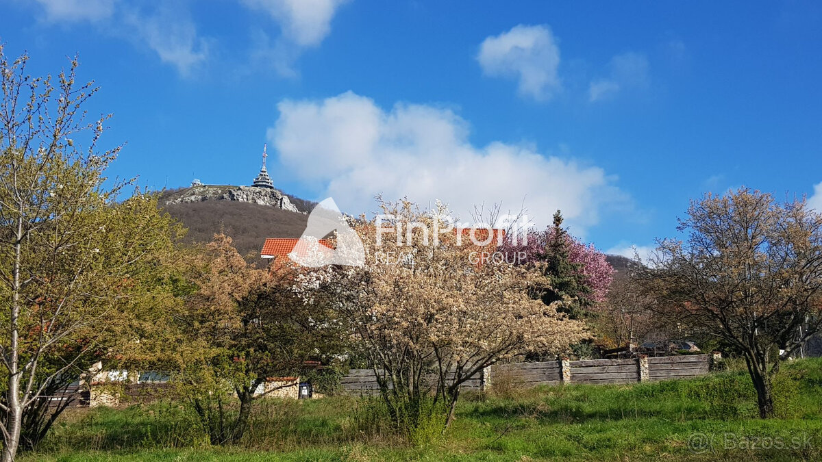 Predám 10á pozemok - Nitra, Zobor. - 2