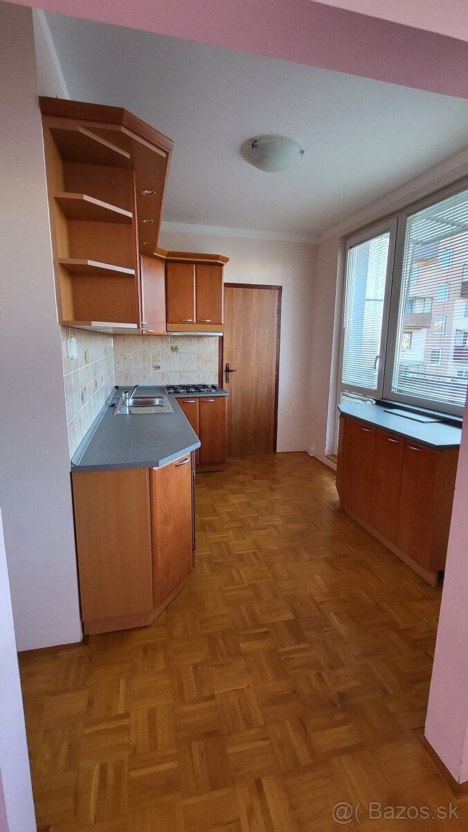 Predaj bytu v Komárne - 2