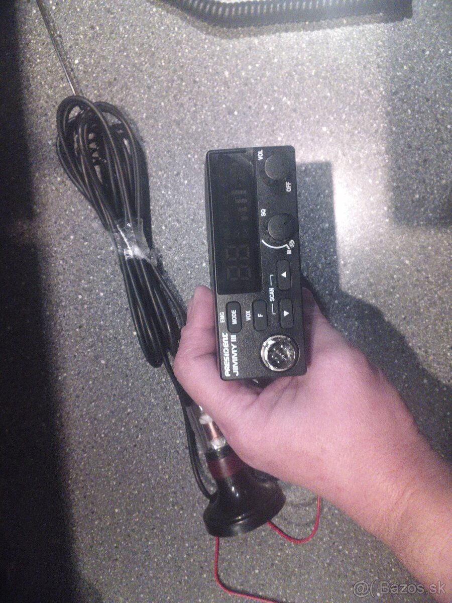 Predám vysielačku do vozidla - 2