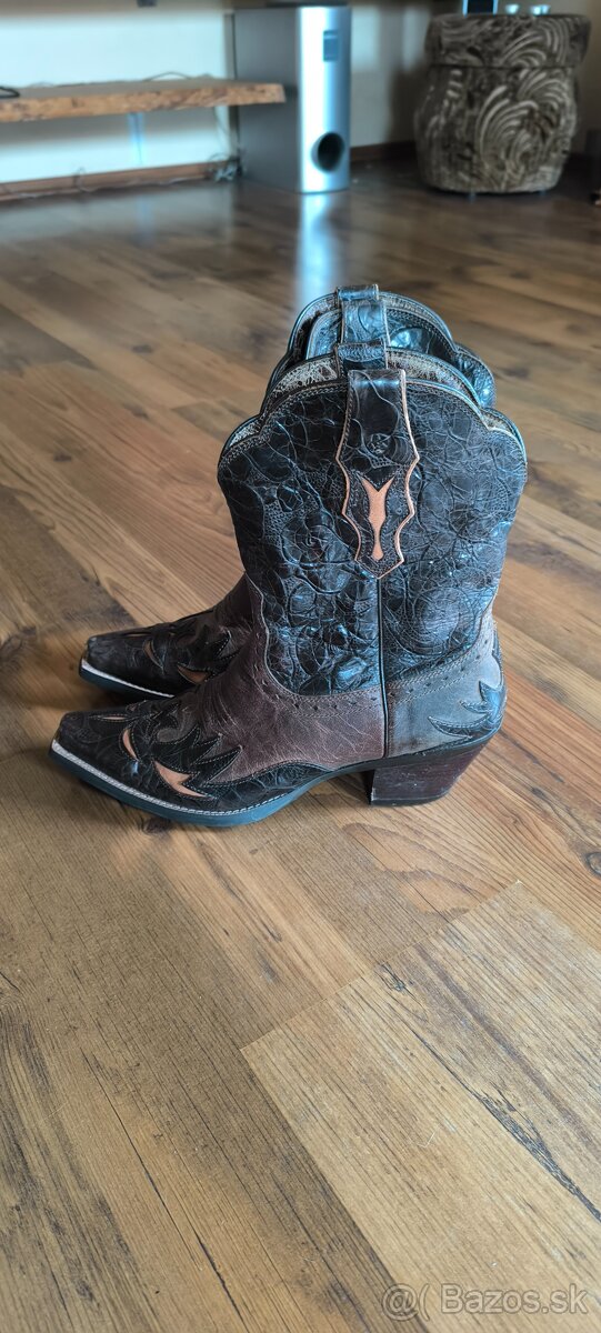 Kožené Western čižmy. - 2