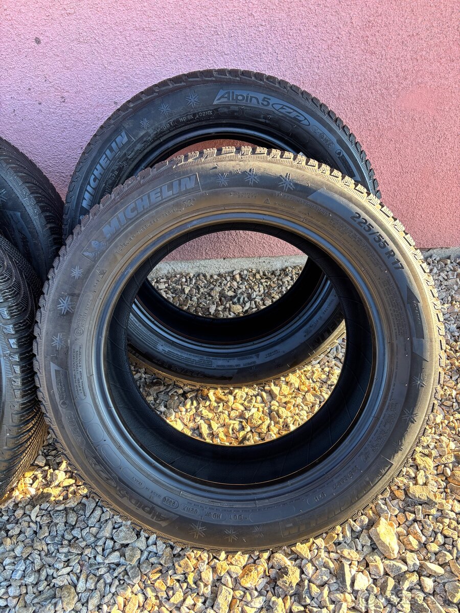 225/55 R17 Michelin Alpin 5 - zimne - 2