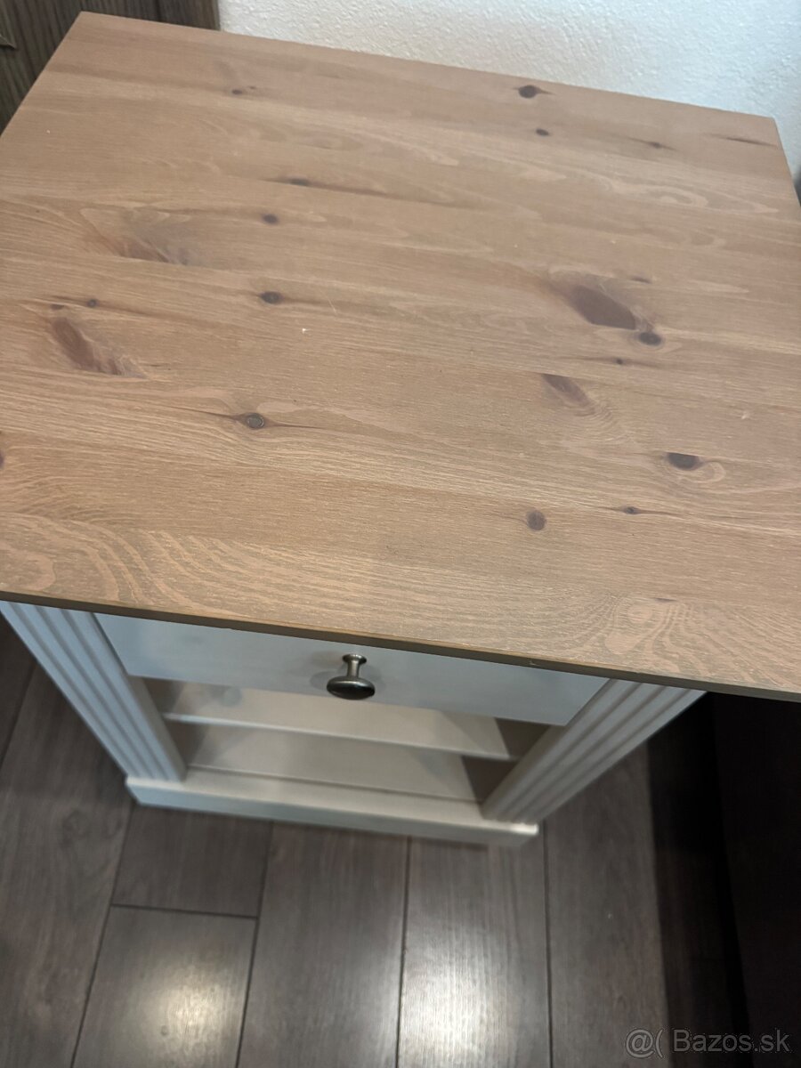 Predám nočné stoliky - 2