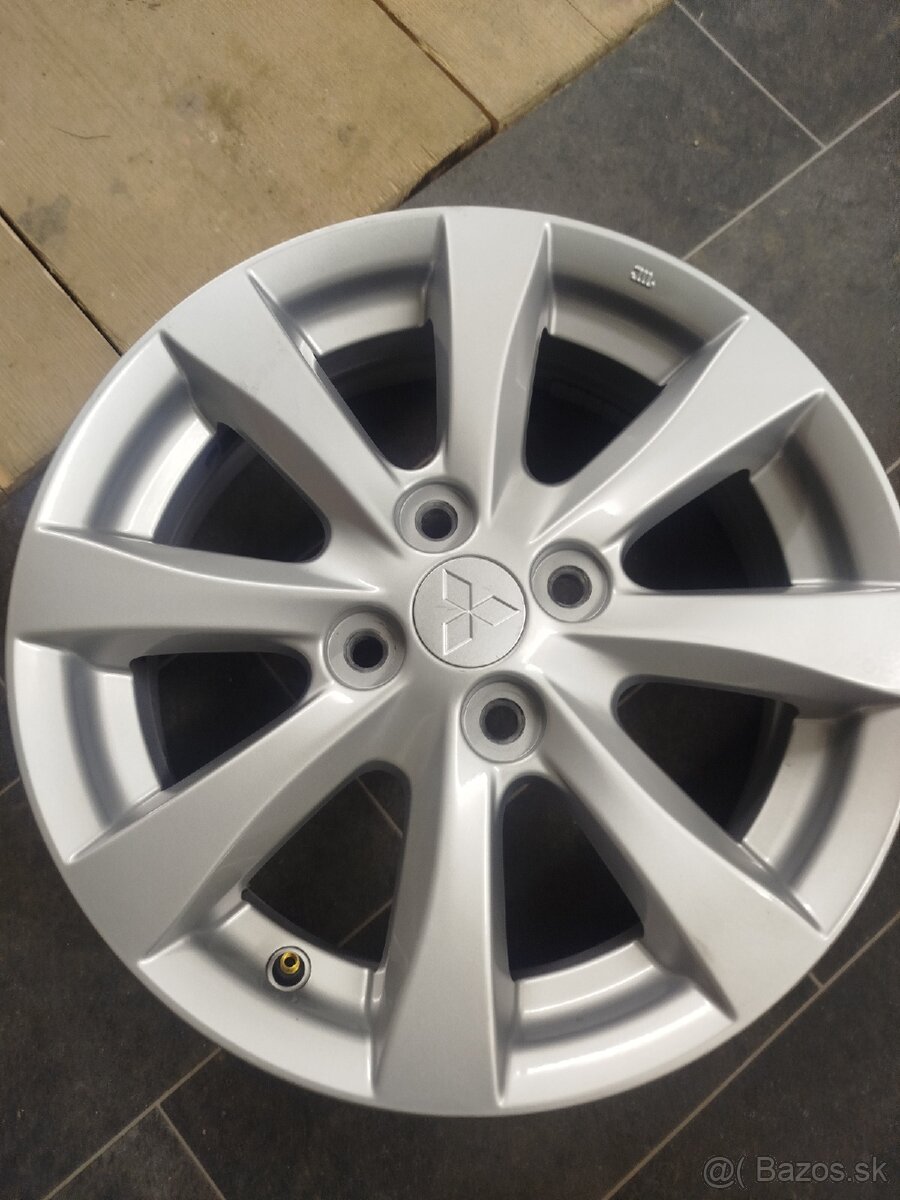 Elektróny 4x100 R15 - 2