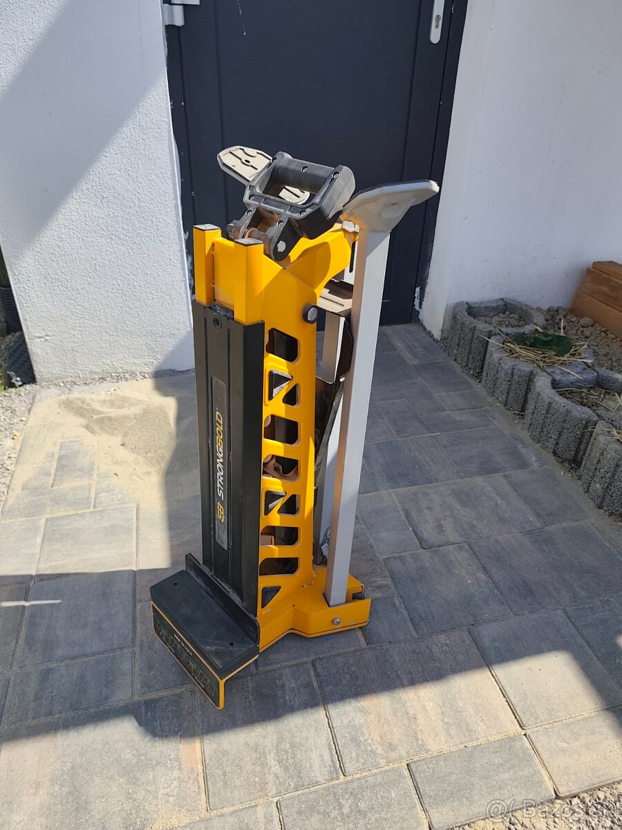 Strongbold S1 prenosný zverak - 2