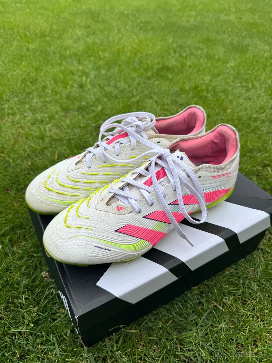 Kopačky Adidas Predátor Pro FG - 2