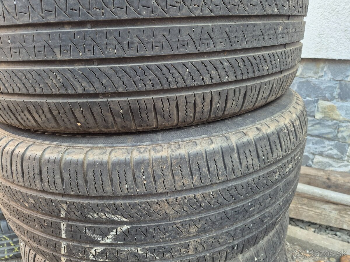 Predam celorocne pneu 4x 255/55R20 Pirelli - 2