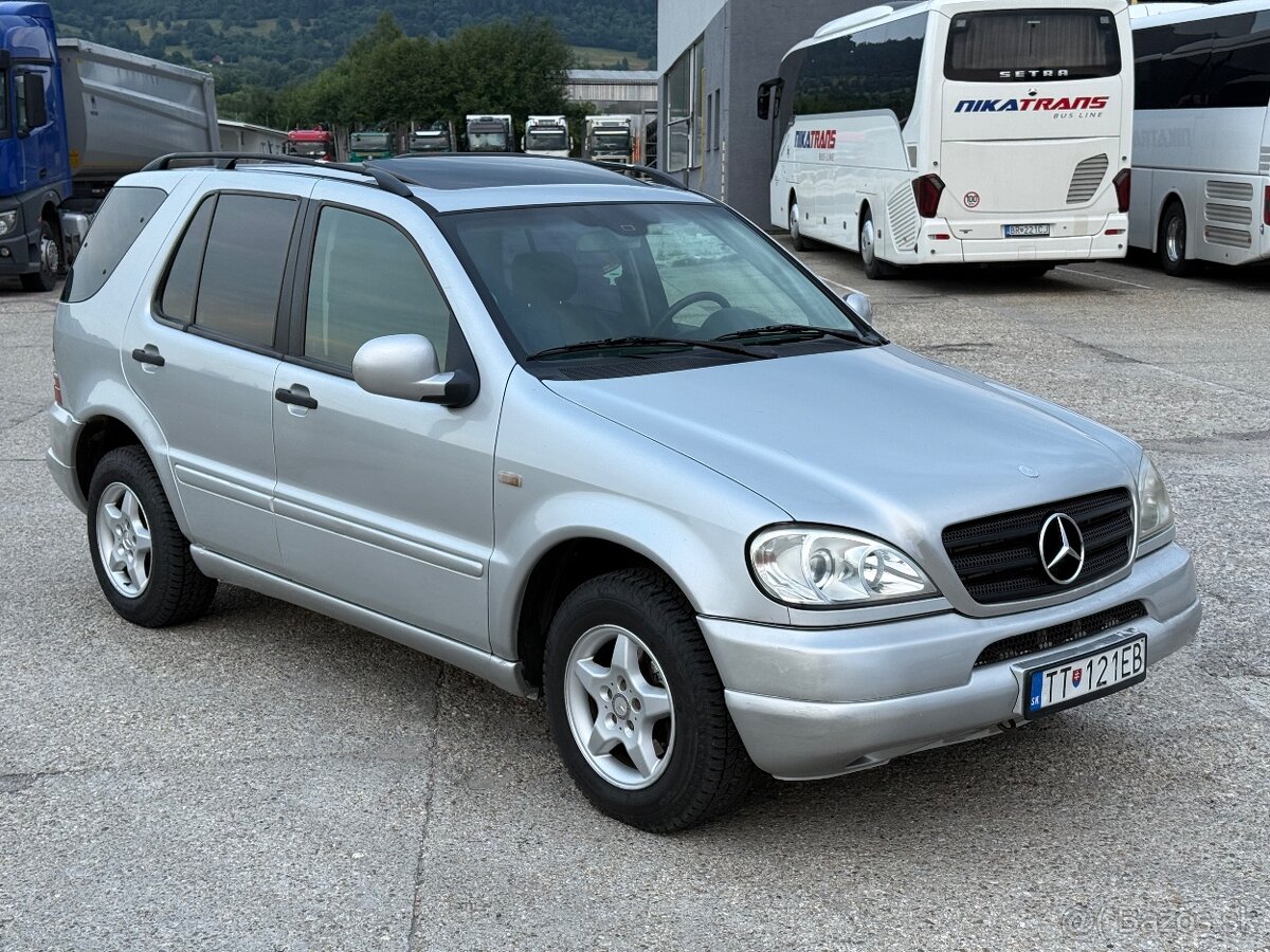Mercedes benz ml270 - 2