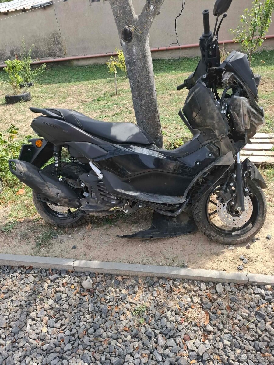 Yamaha N-Max - 2