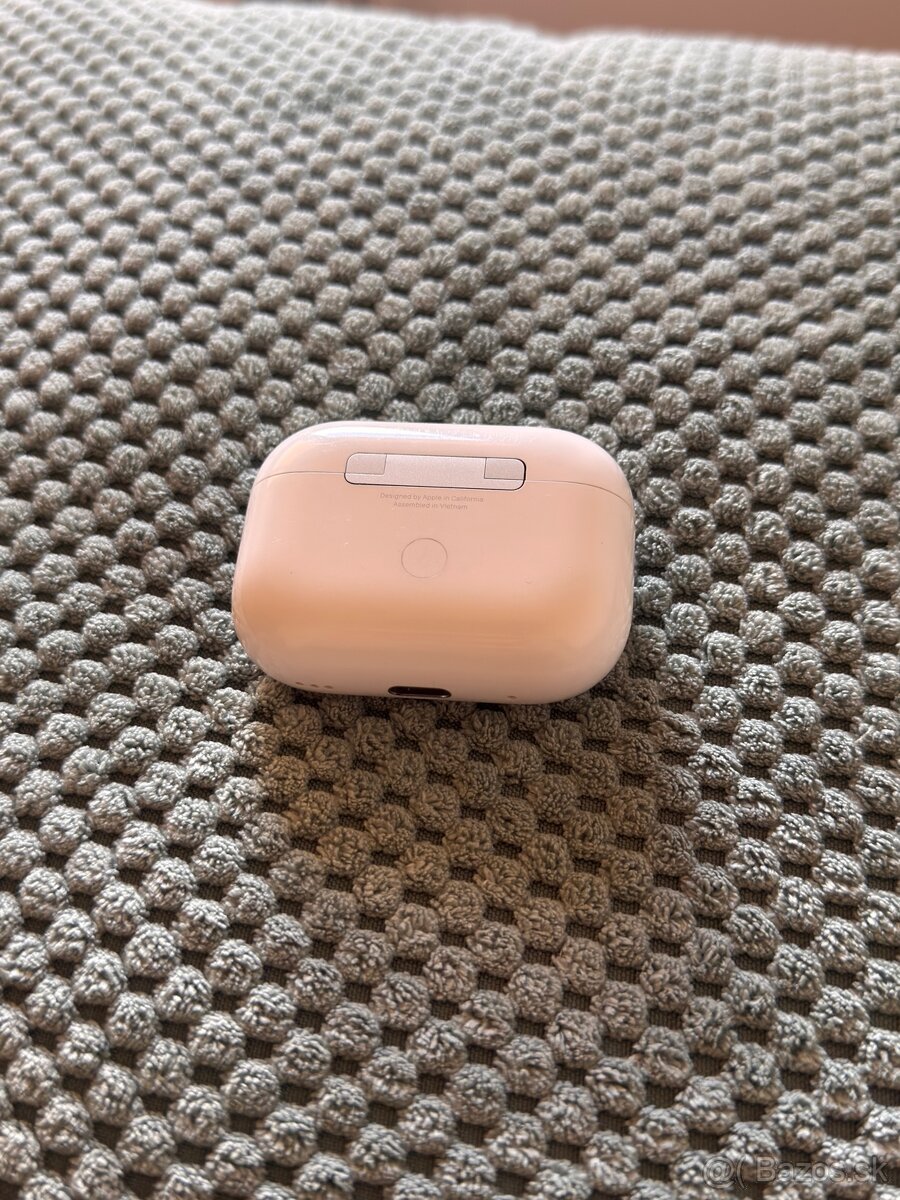 Apple AirPods Pro 2 USB-C - 2
