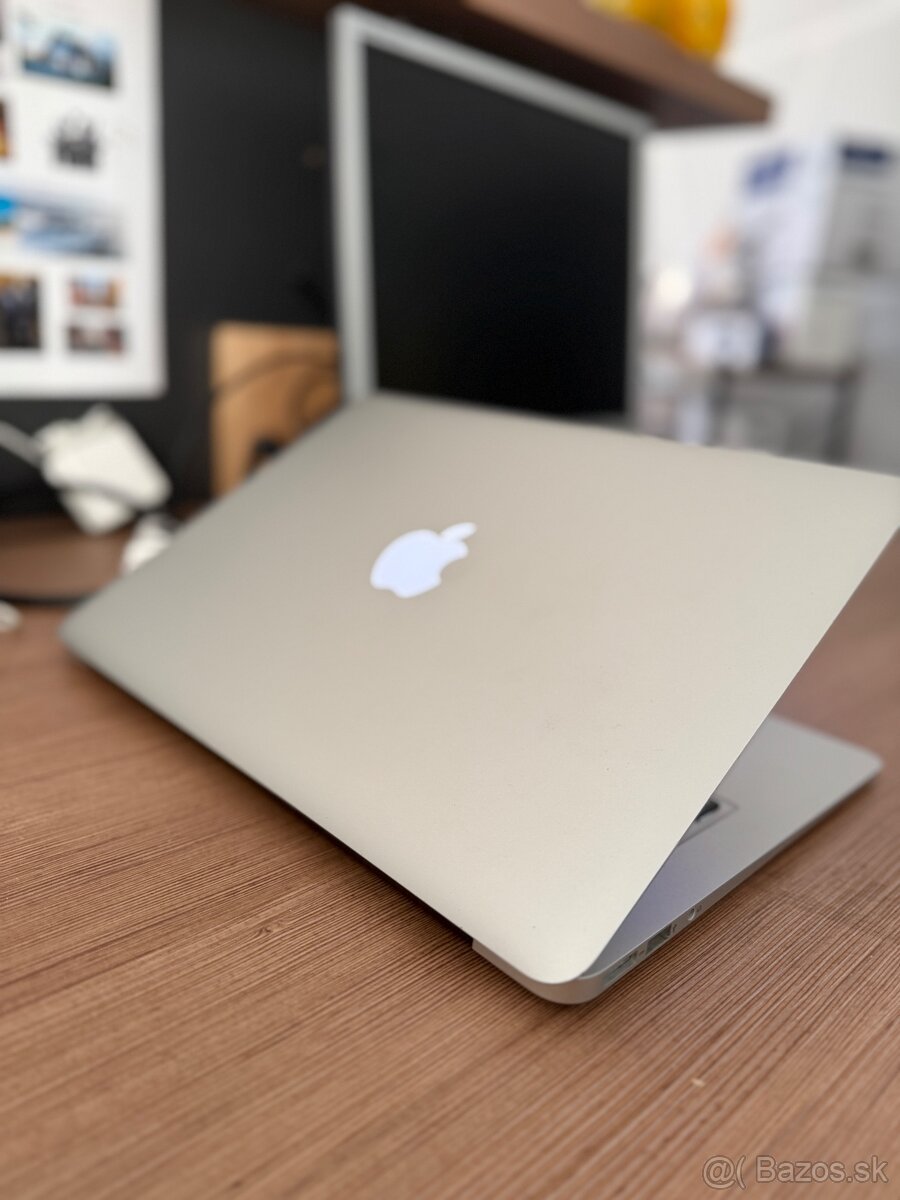 Macbook Air 13 Early 2015 i5 8/128GB - 2