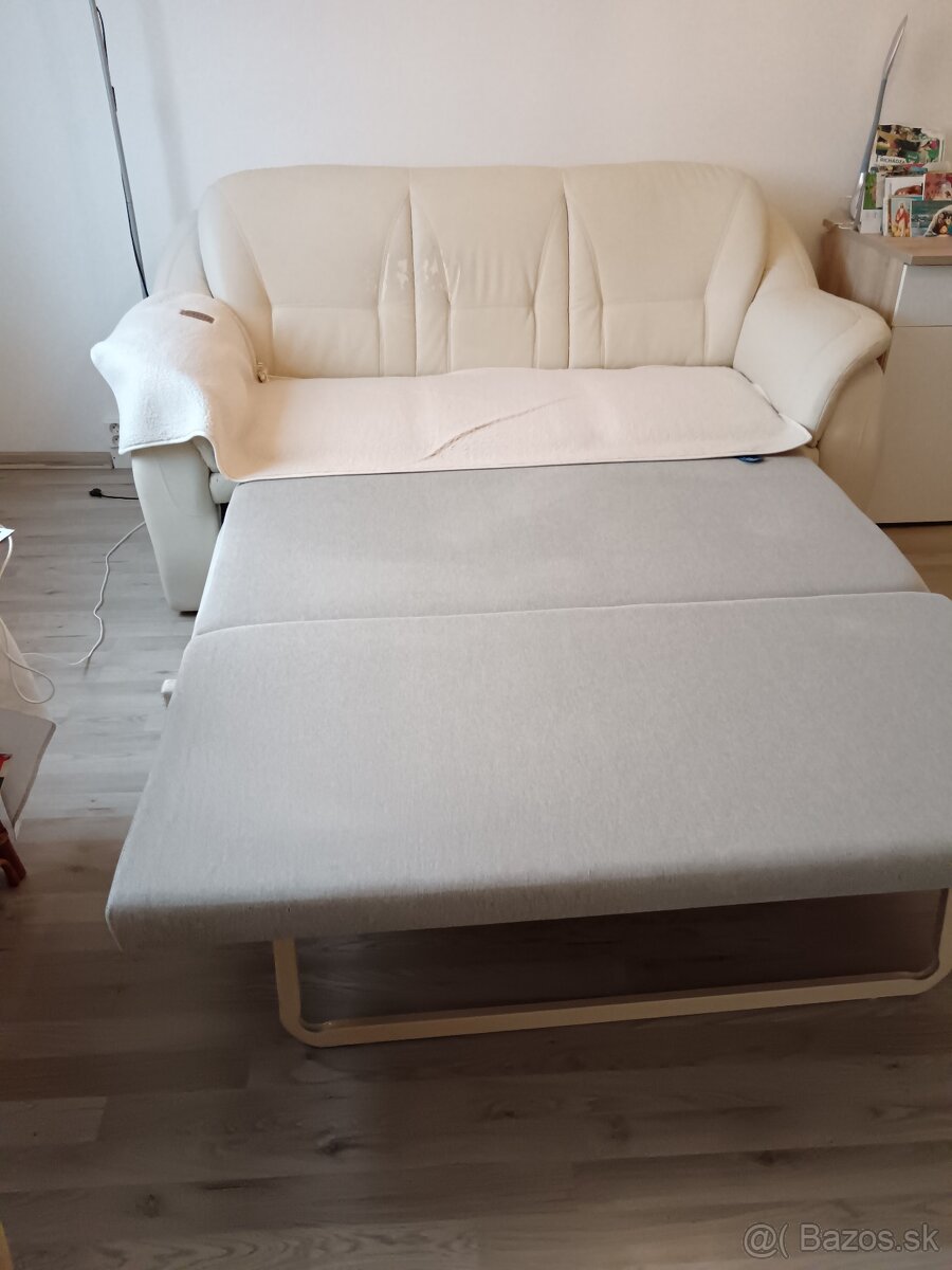 VEĽKÁ BÉŽOVÁ POHOVKA - 2