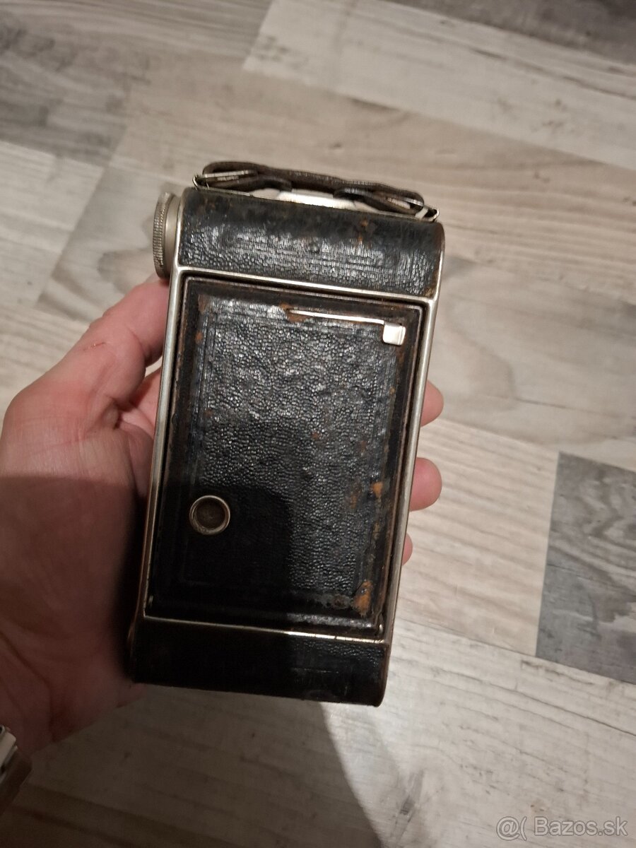 Starý fotoaparát 5 - 2