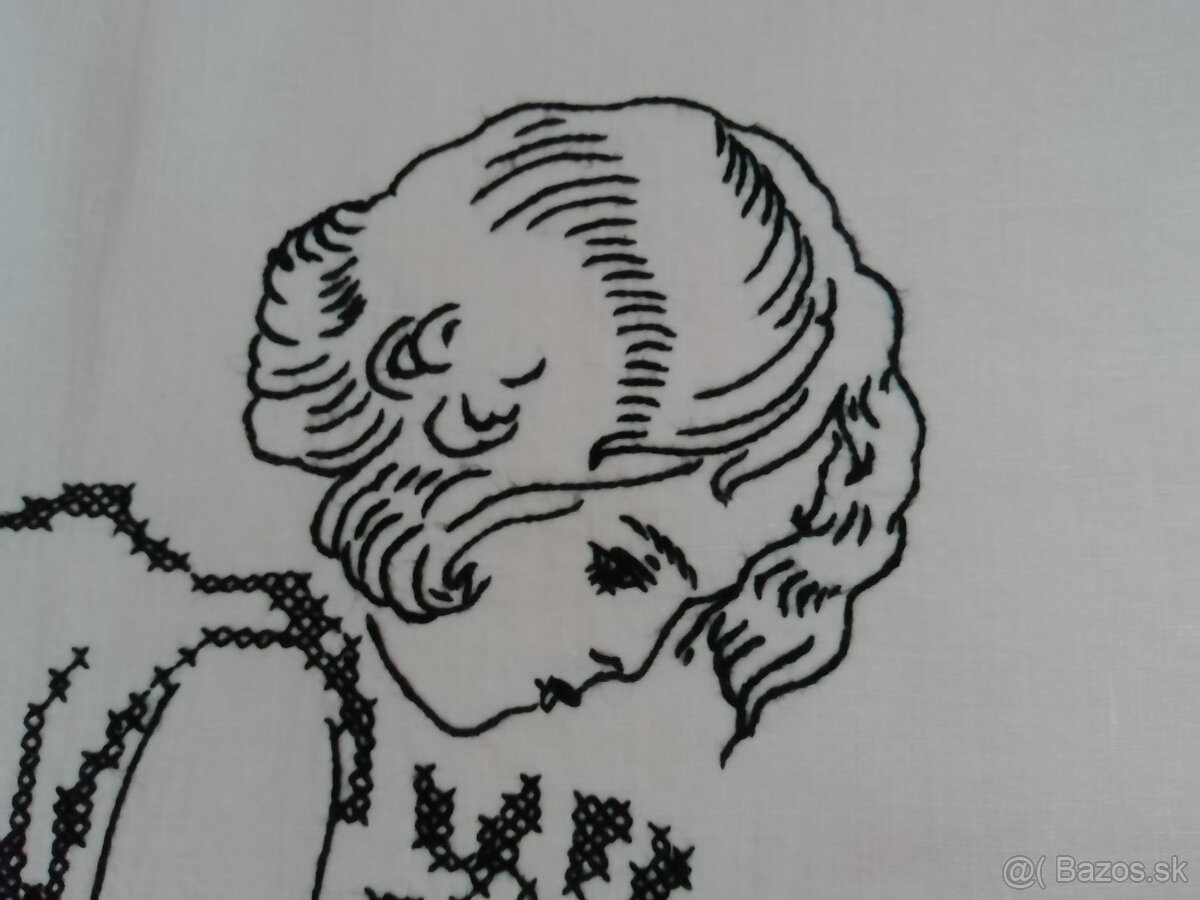 STAROŽITNÉ VYŠÍVANÉ NÁSTENKY - 2