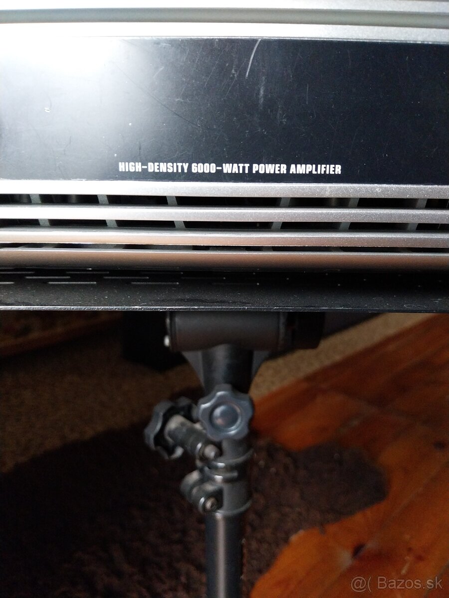 zosiľňovač Behringer iNuke NU 6000 ako nový - 2