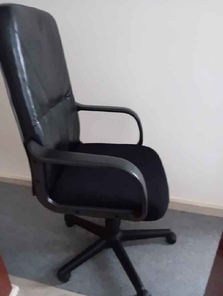 Kancelarska stolicka - 2