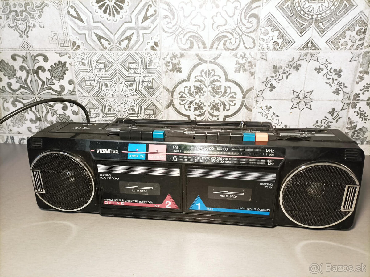 Rádiomagnetofón International 2ks - 2