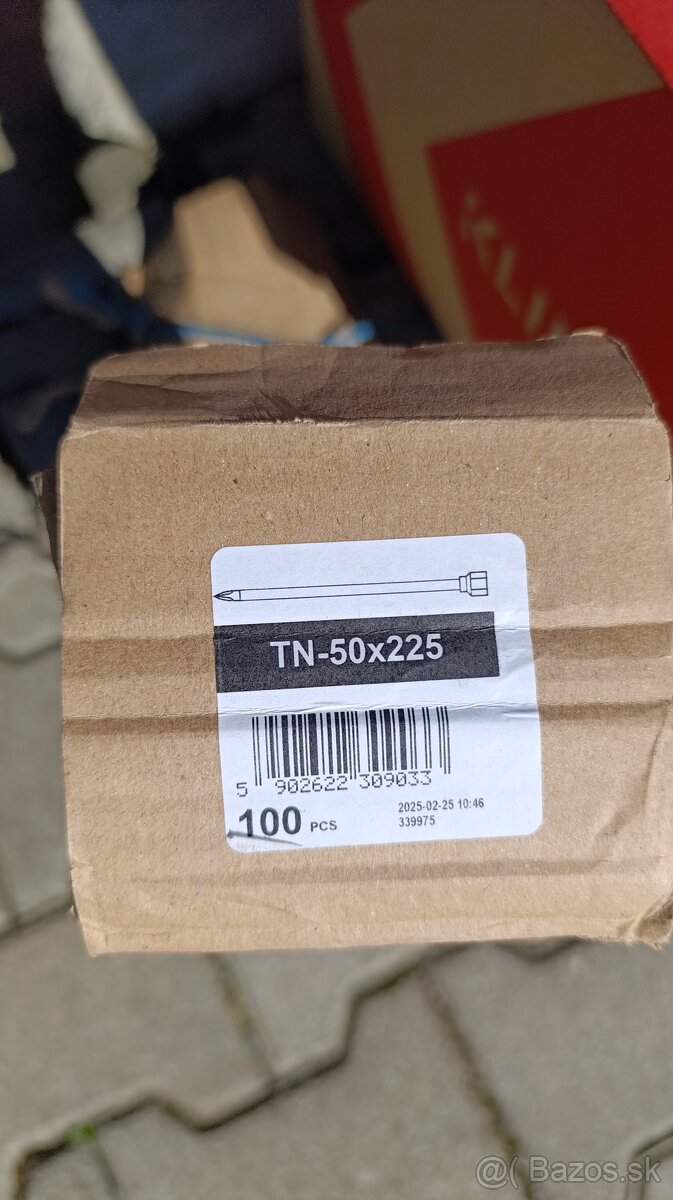 Kotvy do polystyrénu s oceľovým tŕňom - 2