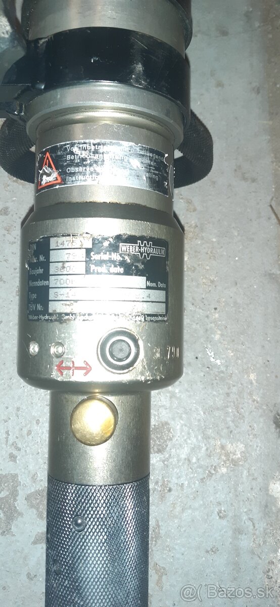 Hydraulická vyprošťovací sada Weber. - 2