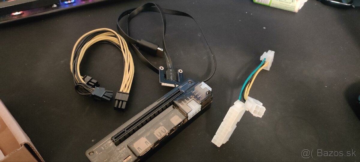 eGPU adaptér pre staršie notebooky. - 2