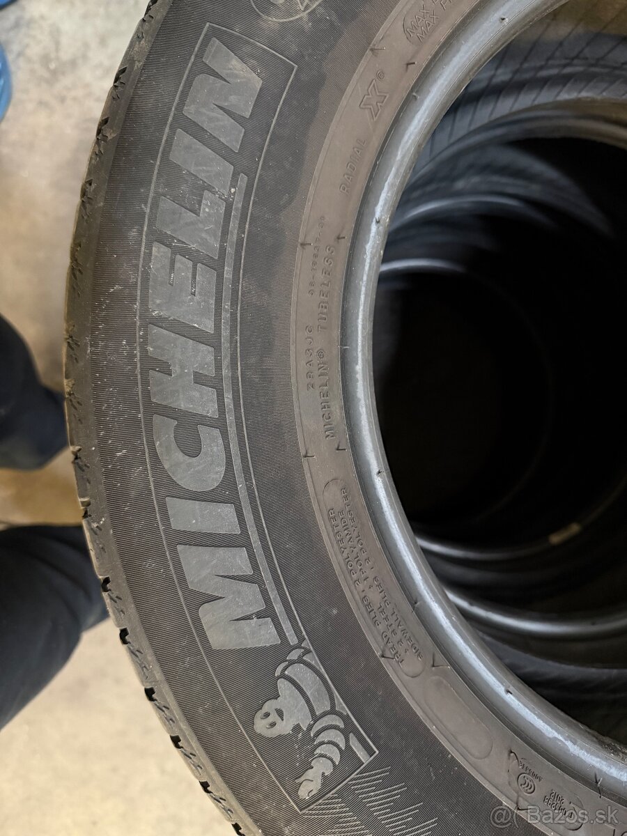235/65 R17 Michelin Letne - 2