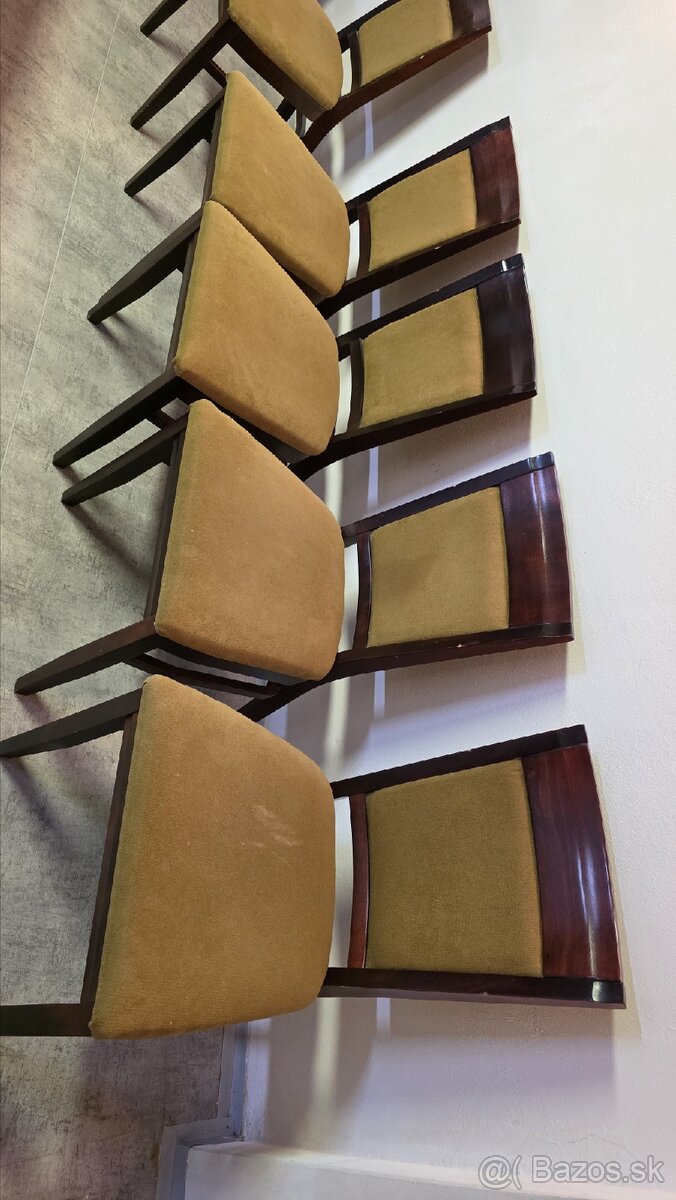 Jedálenská stolička - 2