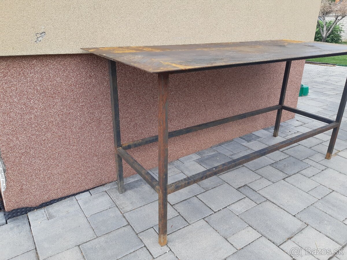 Predam pracovny stol - 2