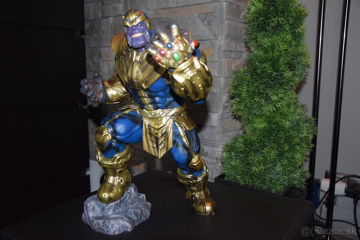 Zberatelska figurka Thanos - 2