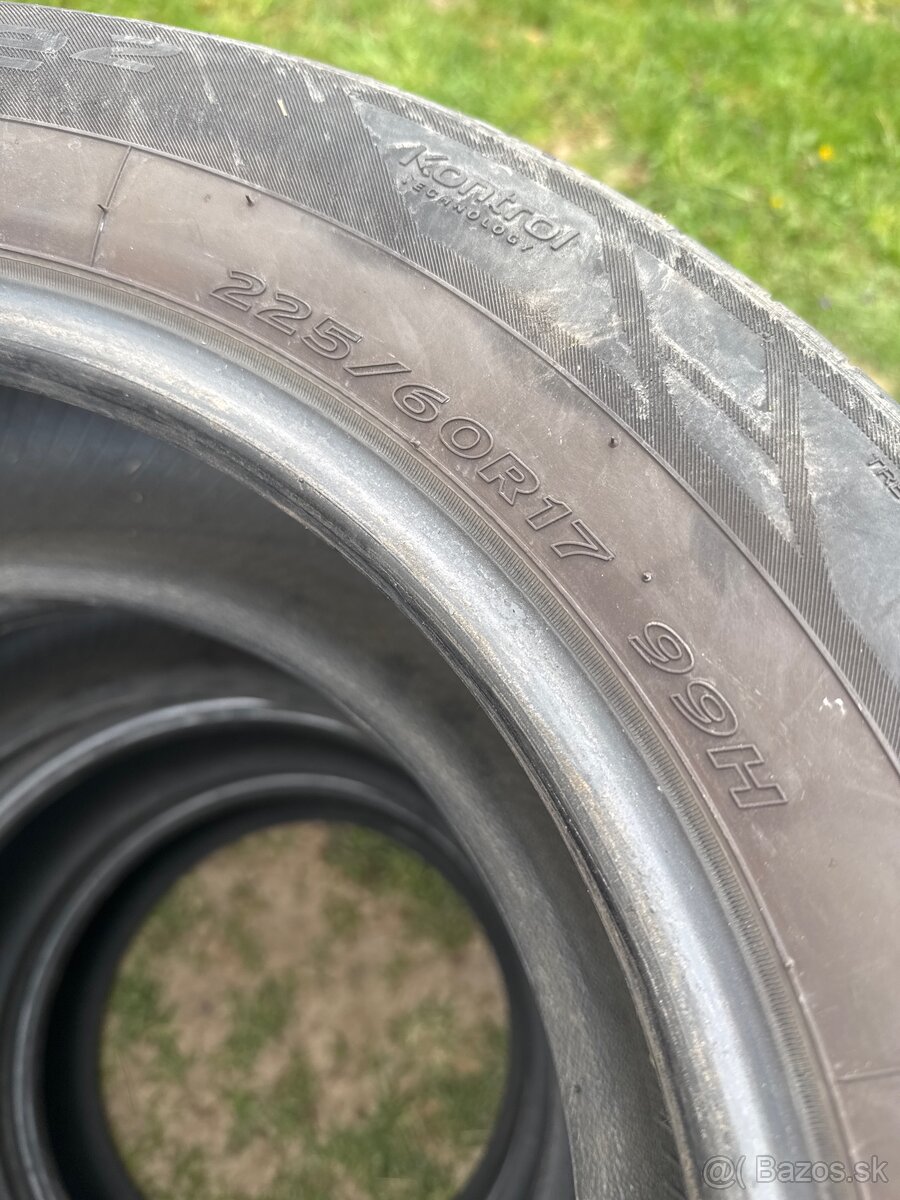 225/60R17 - 2
