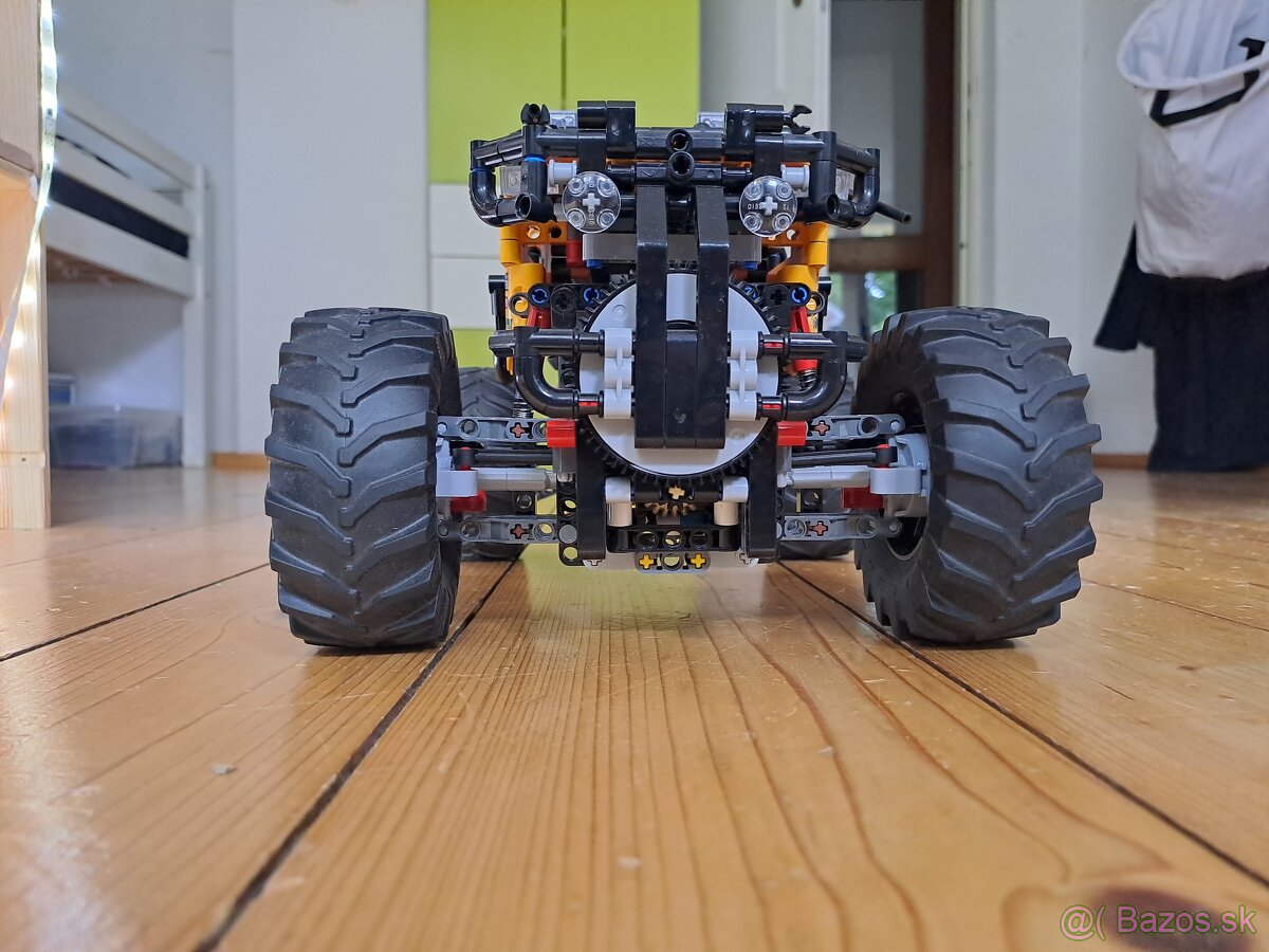 Predám lego technic 42099 - 2