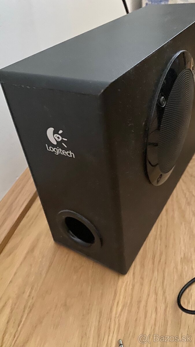 Logitech S220 - 2
