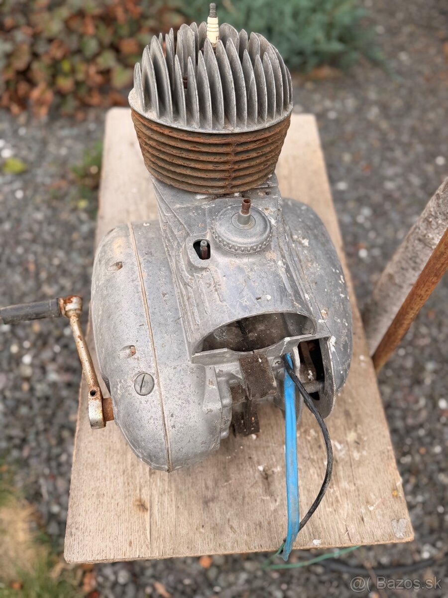 Predam motor na ČZ 125 - 2