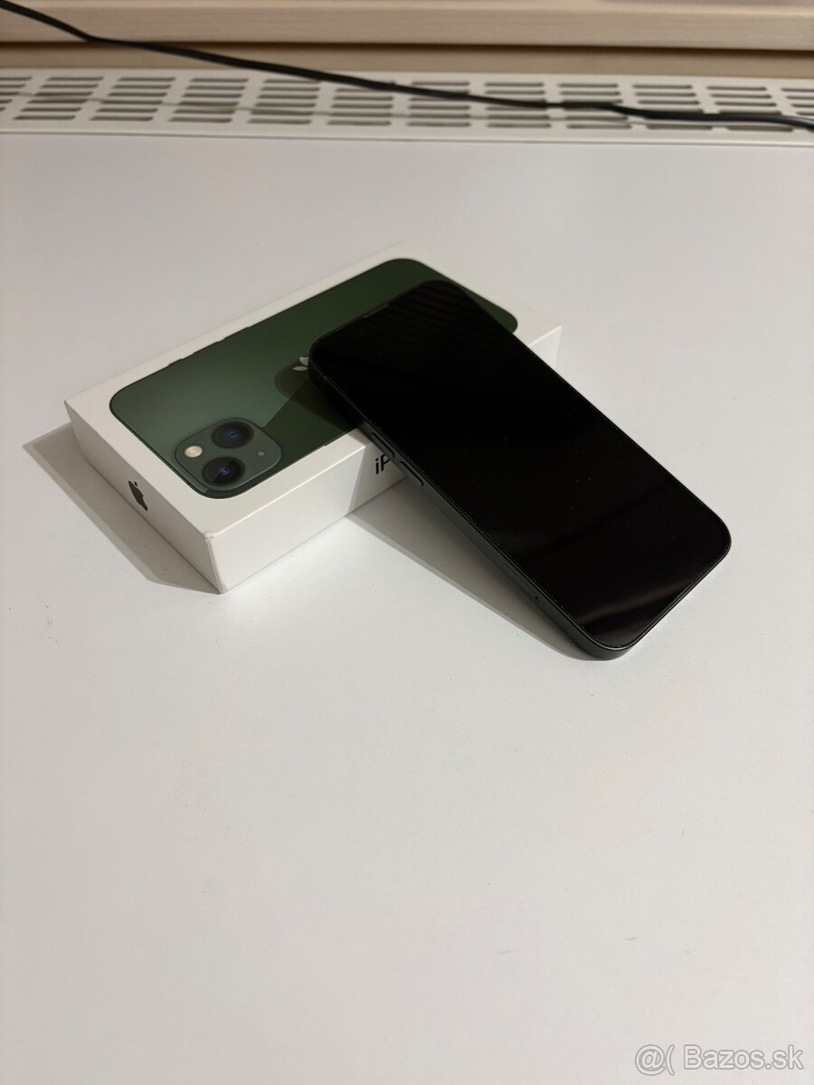 iPhone 13 Alpine Green - 2