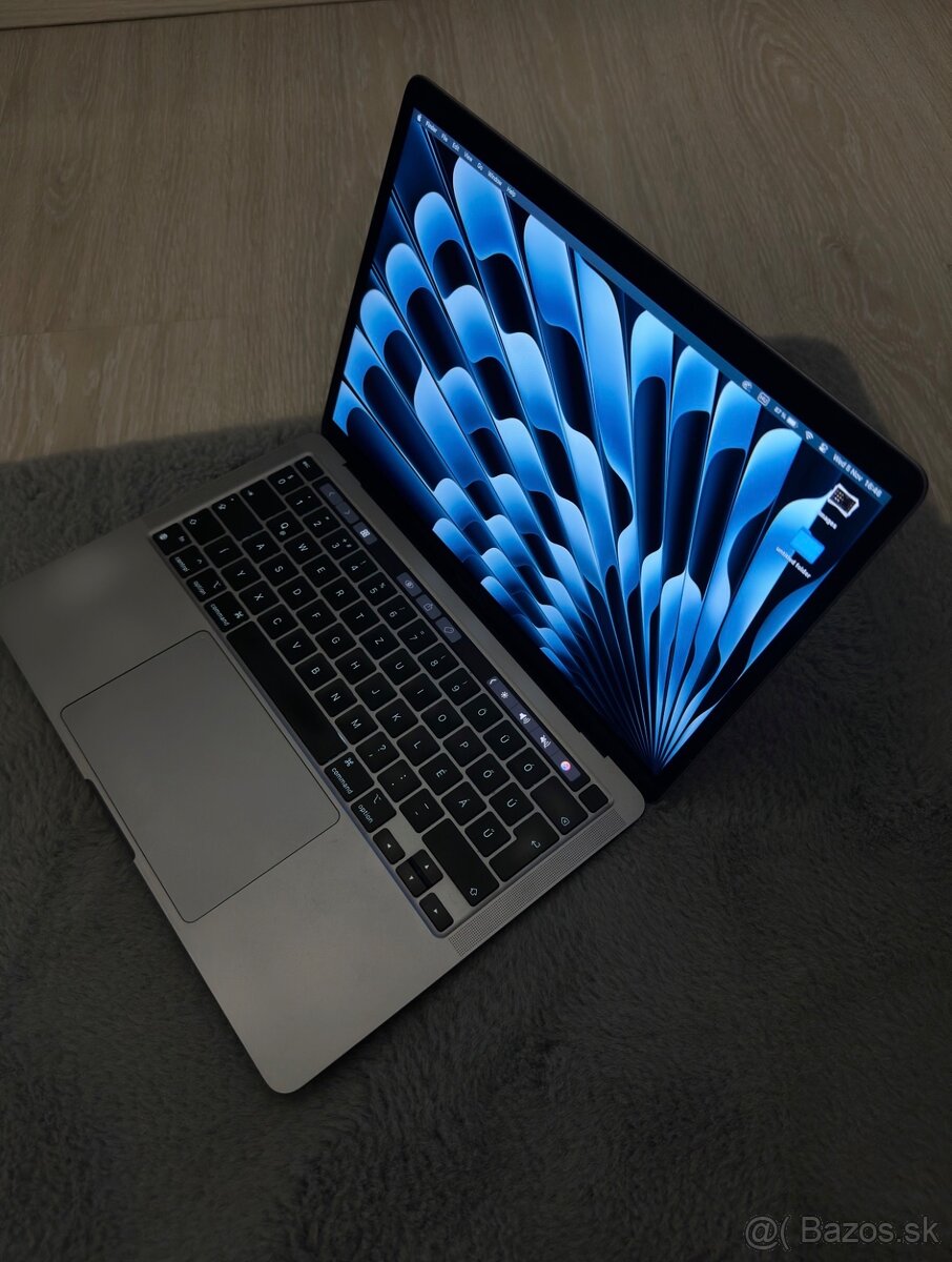 Apple MacBook PRO 2020 M1 13” 256GB - 2