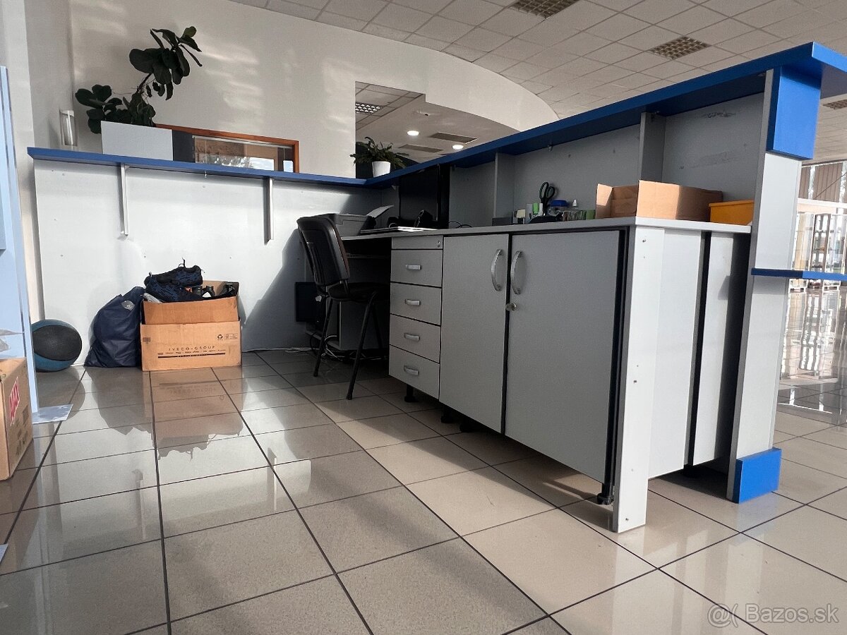 Rohový kancelársky nábytok - 2