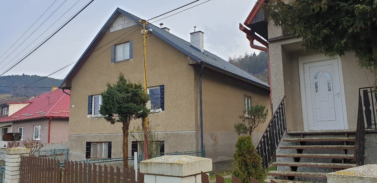 TOP Predam 120m dom Fričovce 968 m pozemok - 2