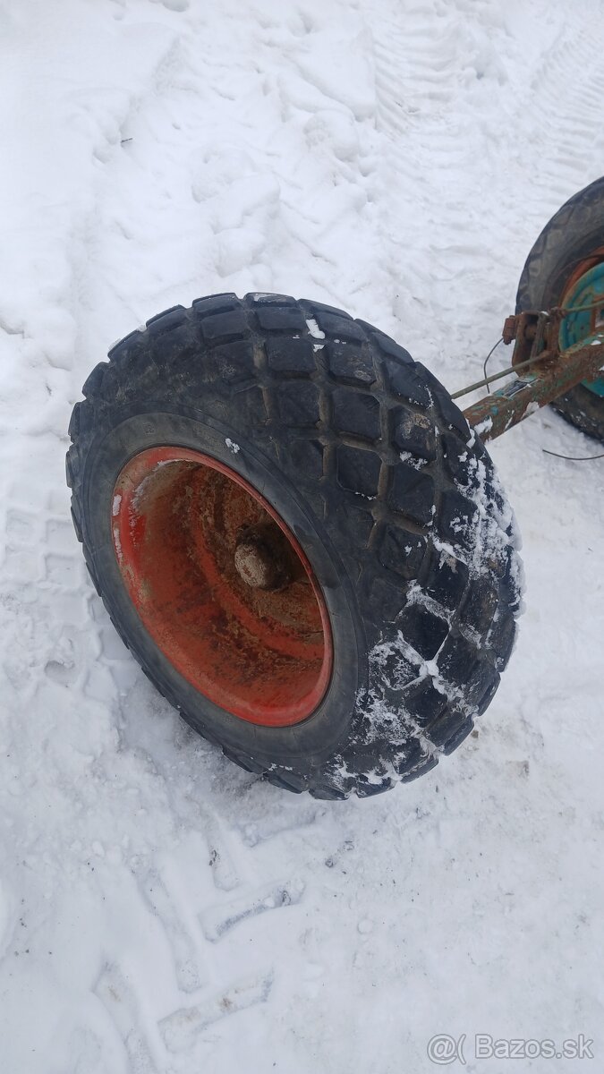 Naprava na vlečku , prives R15 - 2