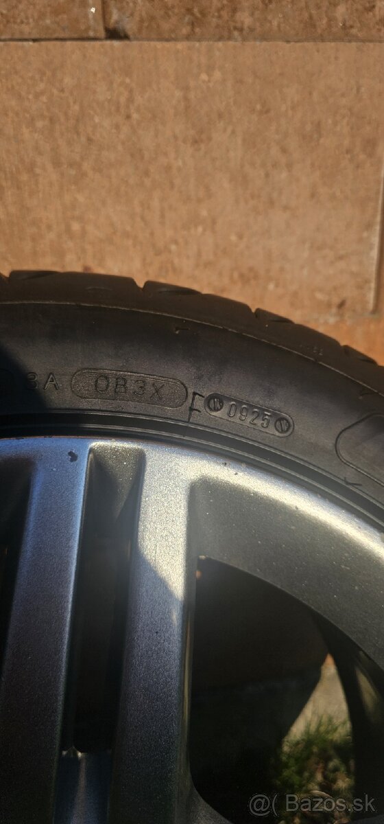 Originál Audi Elektróny R17 - 2