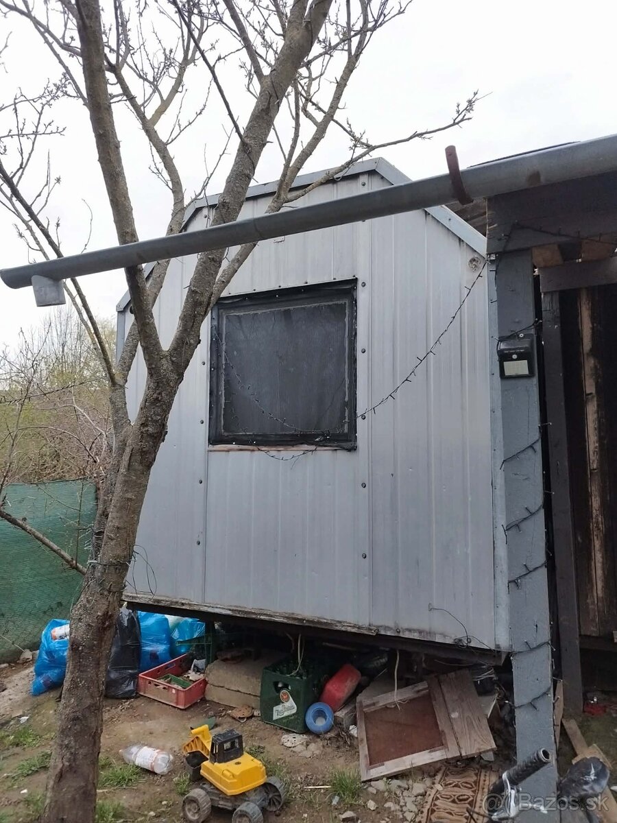 unimobunka 8x2,5 m hliniova - 2