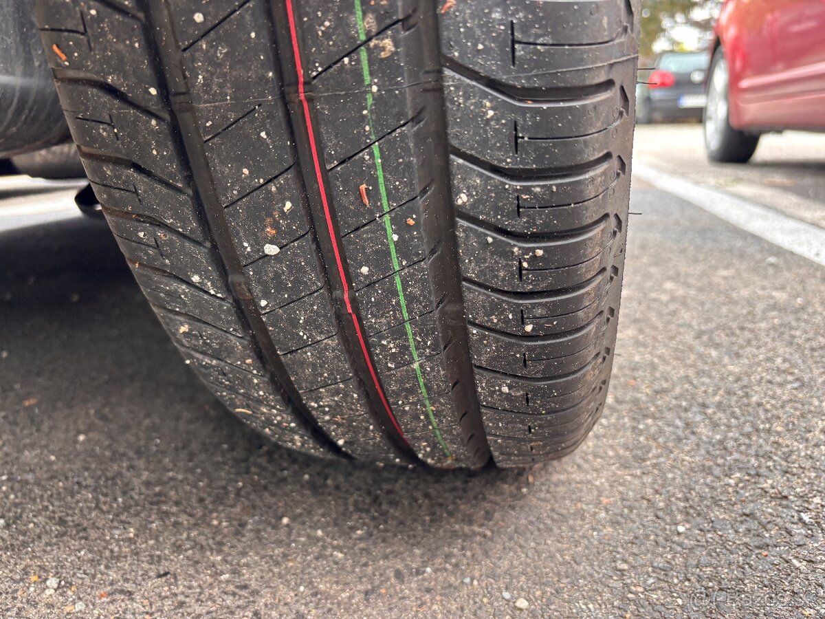 Bridgestone Ecopia 205/45 R17 DOT 1226 - 2