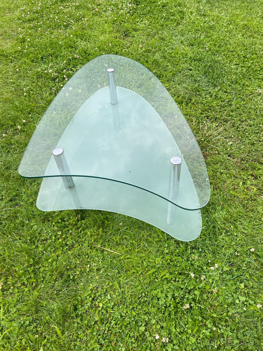 Konferenčný stolík - 2