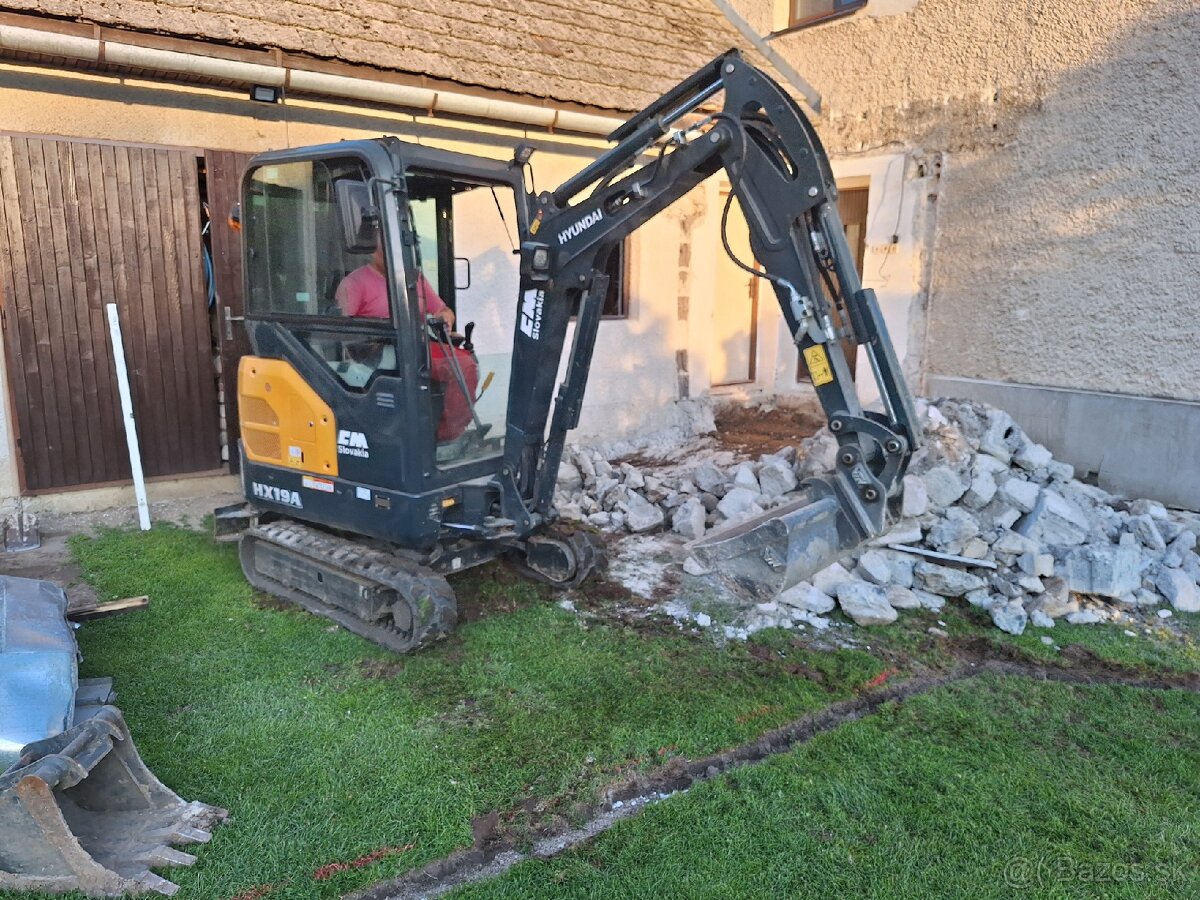 2040 KG rypadlo Hyundai HX19A - 2