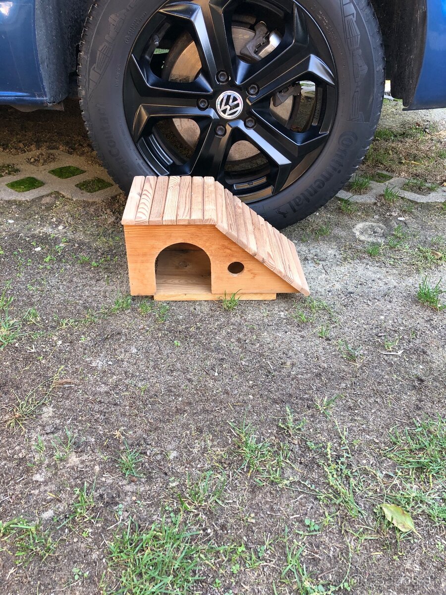 Predám rozne chovateľské potreby - 2