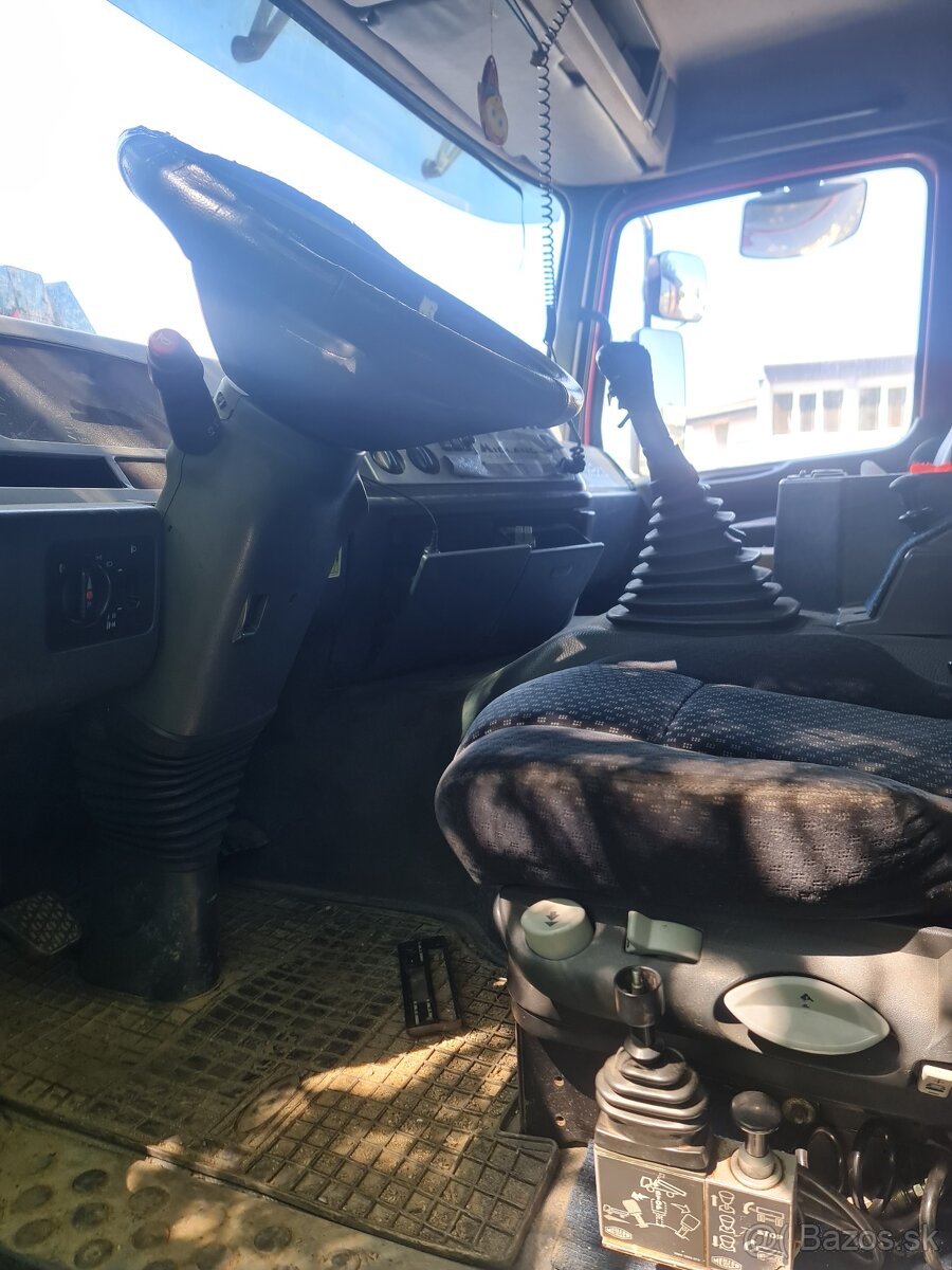 Predám Mercedes actros 8x8 - 2