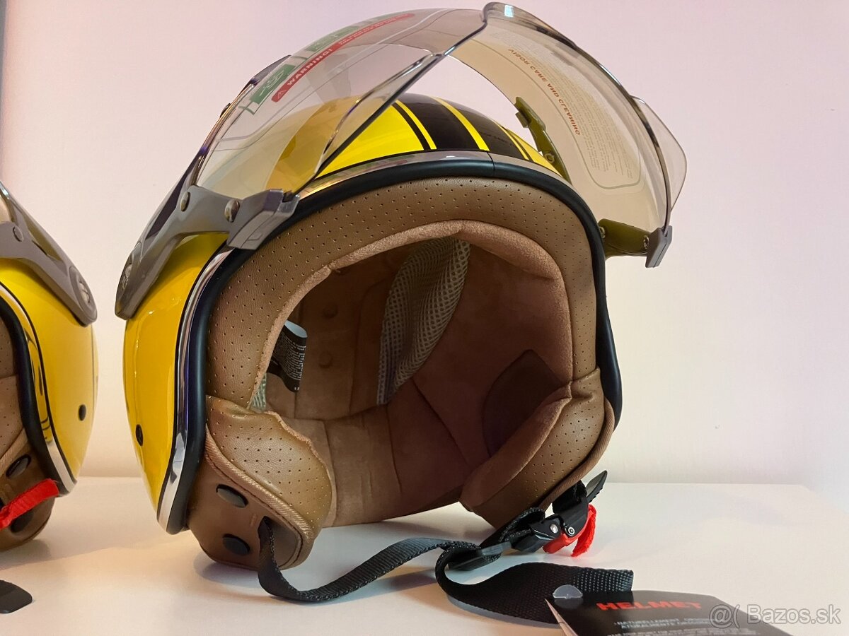 2 PRILBY NA SKÚTRA - NOVÉ - 2