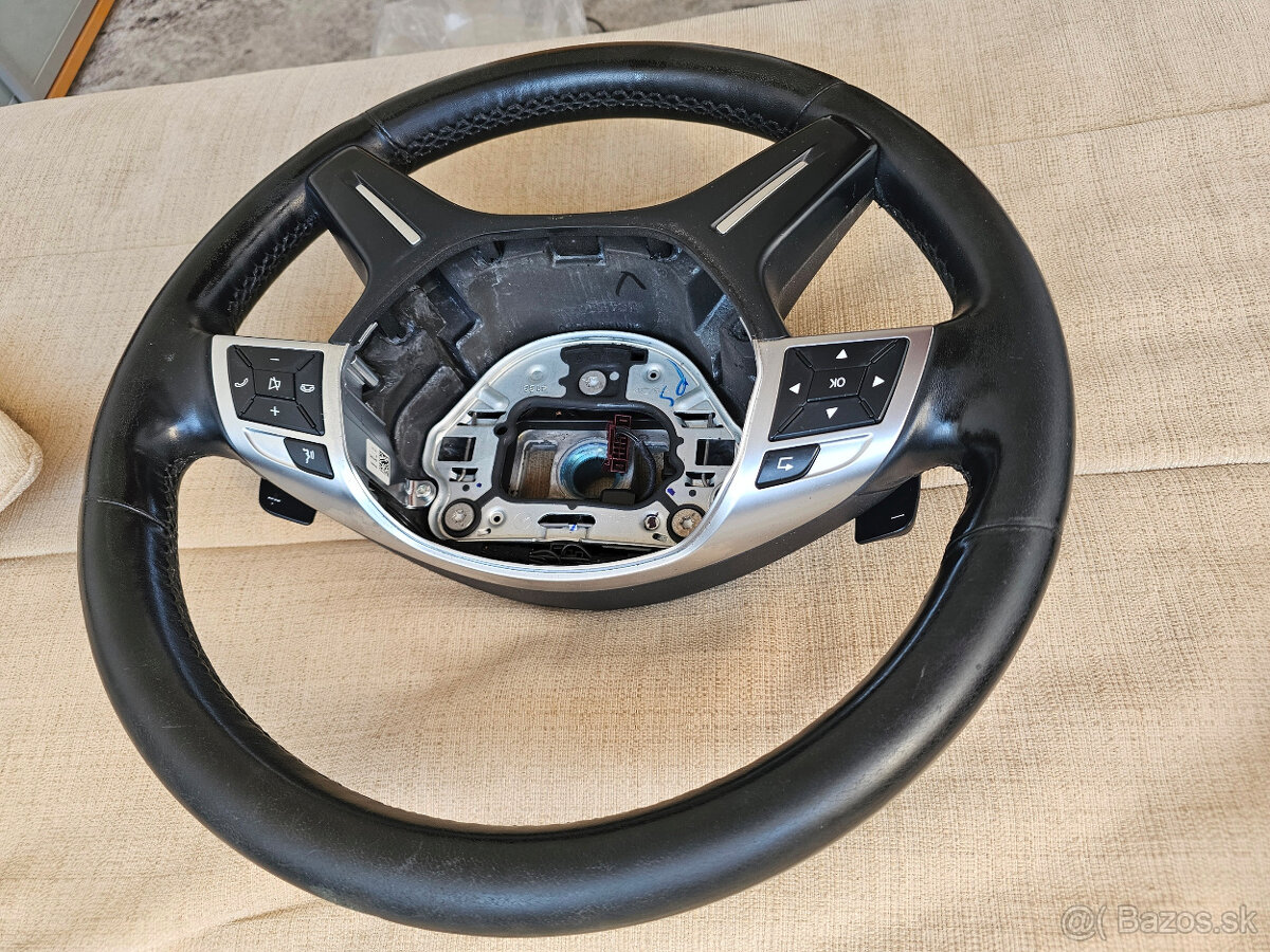>>>>VOLANT MERCEDES triedy E, ML, GL, G, C a ine... - 2