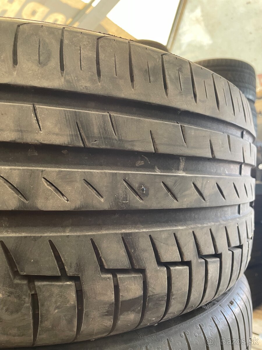 Continental 235/45 r17 - 2